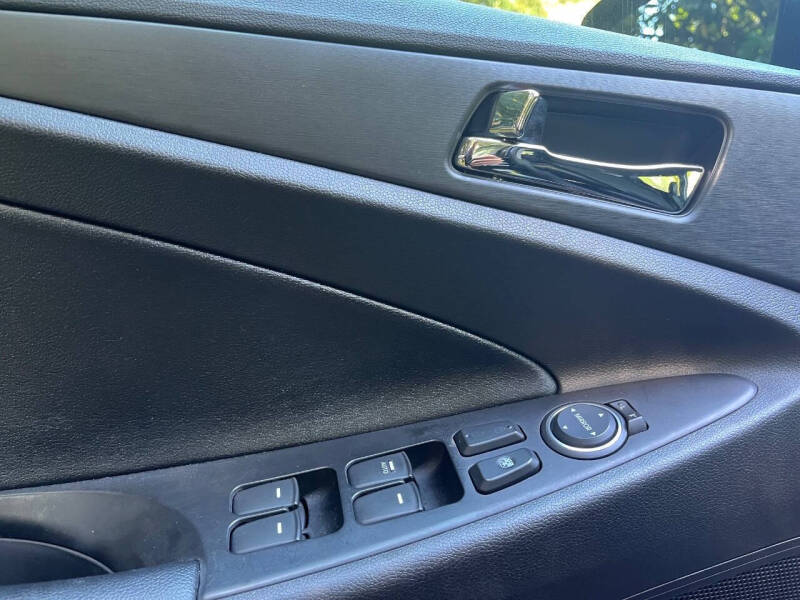 2011 Hyundai Sonata SE