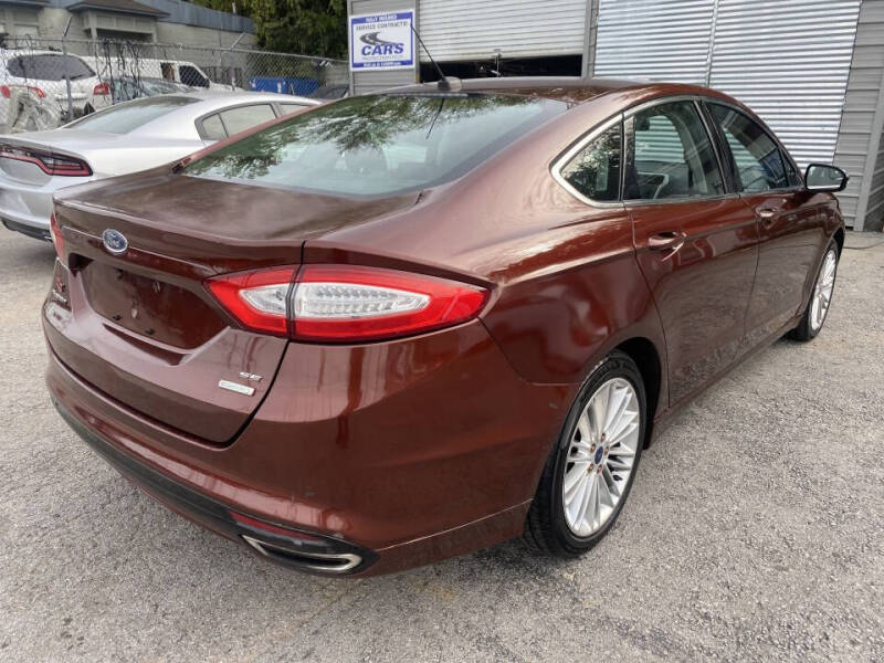 2016 Ford Fusion SE