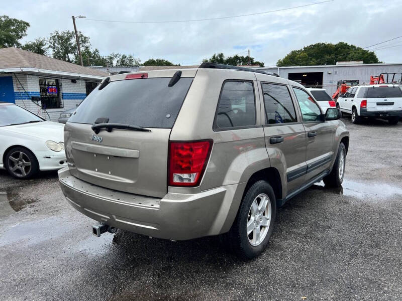 2006 Jeep Grand Cherokee Laredo