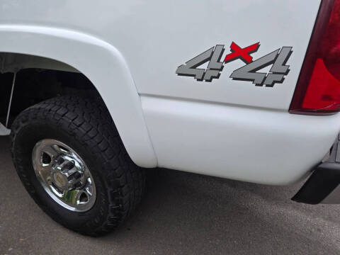 2003 Chevrolet Silverado 2500HD LS
