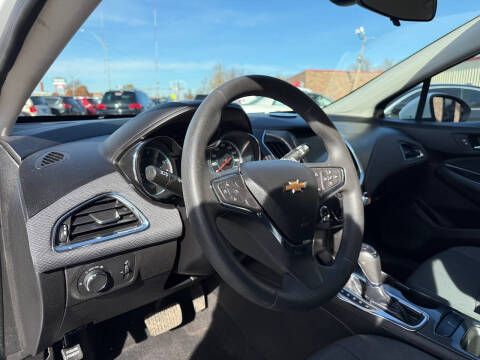 2018 Chevrolet Cruze LT Auto