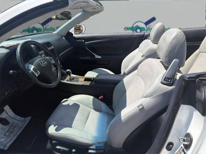 2011 Lexus IS 250C