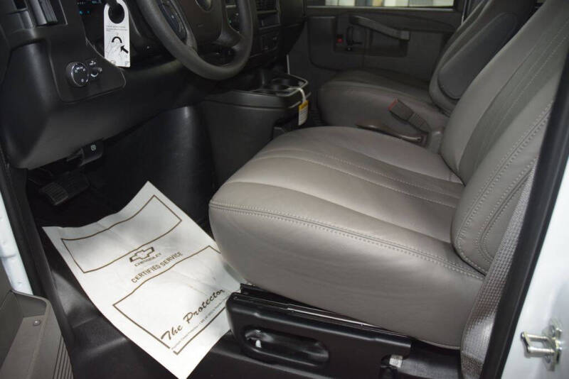 2026 Chevrolet Express LS 3500