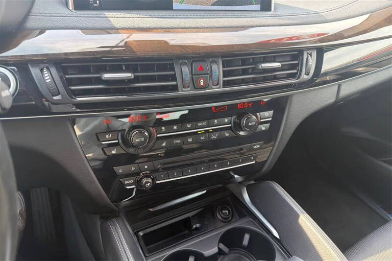 2017 BMW X6 xDrive50i