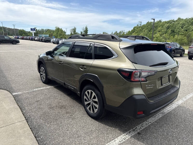 2024 Subaru Outback Premium