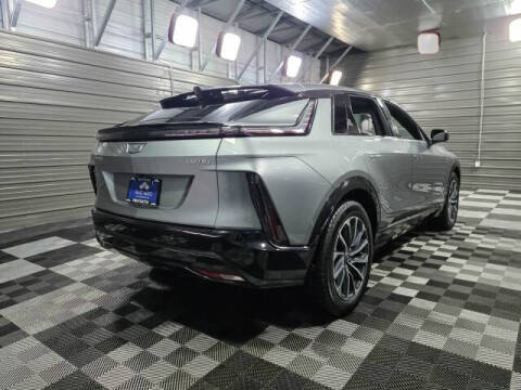 2024 Cadillac LYRIQ Sport 1