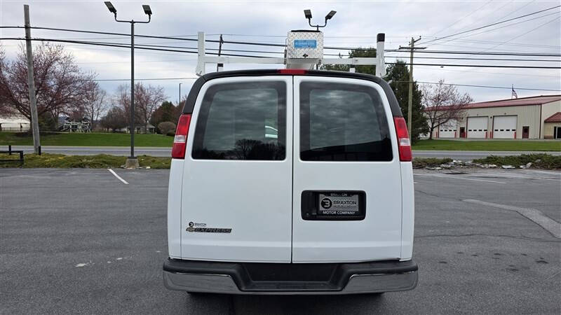 2021 Chevrolet Express 2500