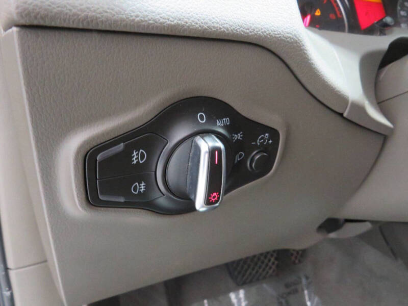 2012 Audi Q5 2.0T quattro Premium Plus