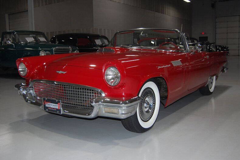 1957 Ford Thunderbird