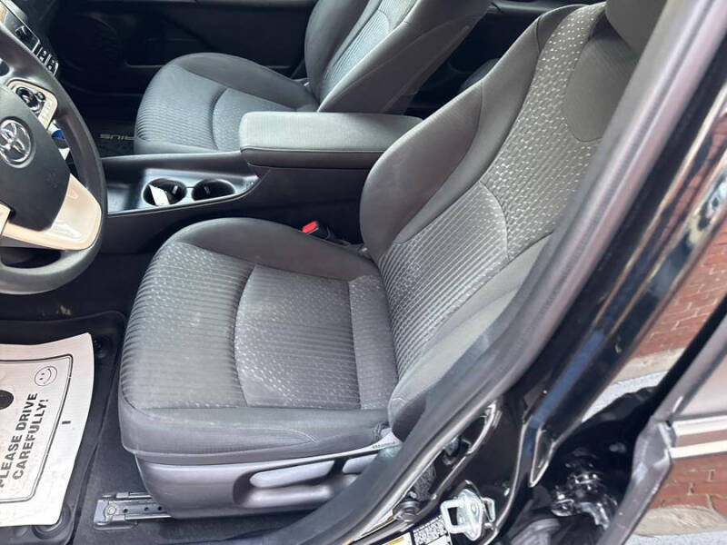 2018 Toyota Prius Two