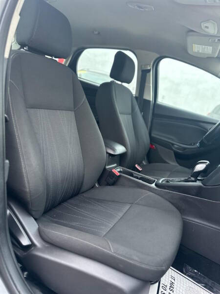 2015 Ford Focus SE