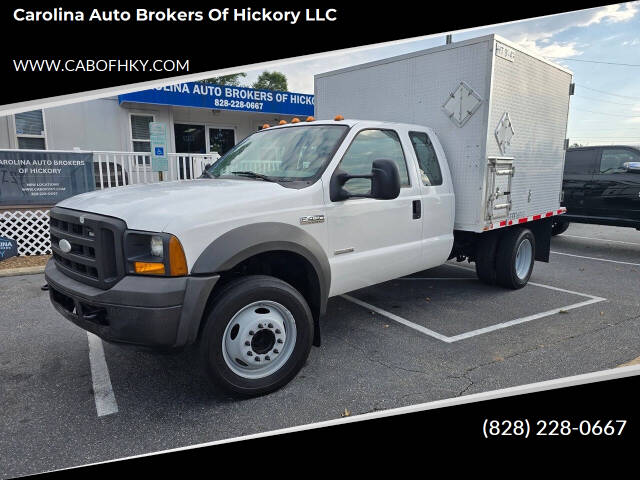2005 Ford F-450's photo