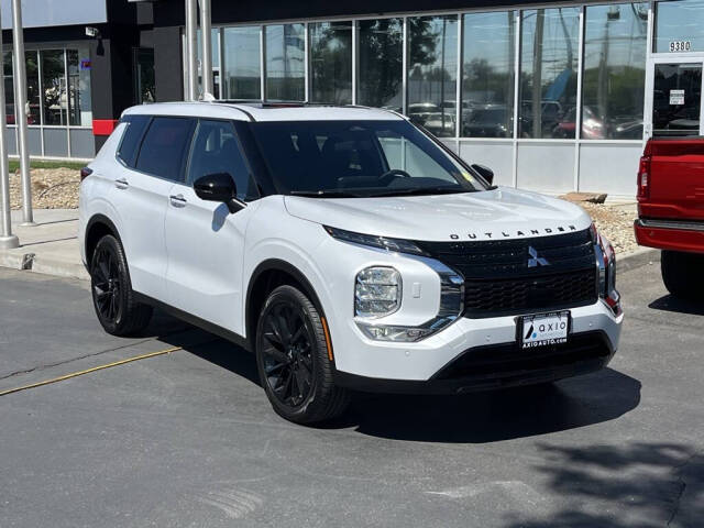 2024 Mitsubishi Outlander for sale at Axio Auto Boise in Boise, ID