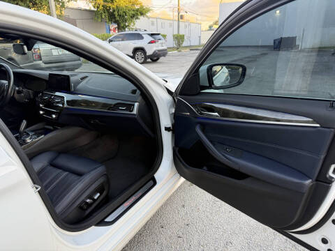 2020 BMW 5 Series 530i