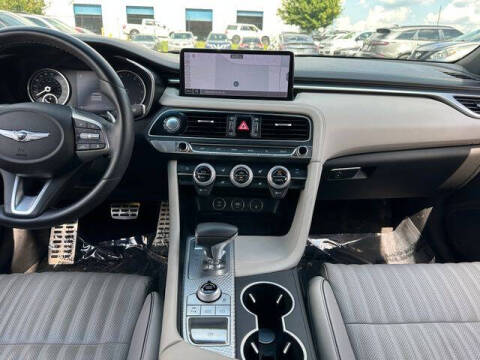 2023 Genesis G70