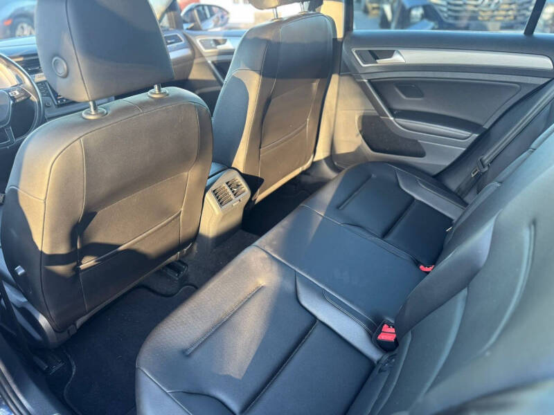 2017 Volkswagen Golf TSI Wolfsburg Edition