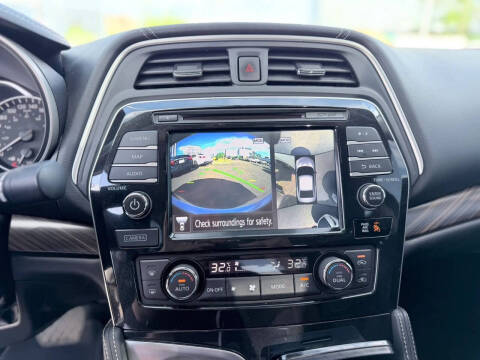 2017 Nissan Maxima Platinum