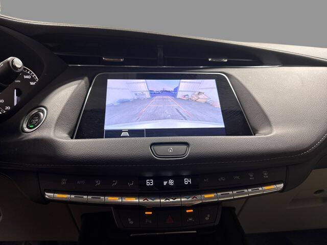 2023 Cadillac XT4 Luxury