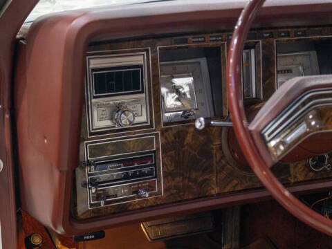 1977 Lincoln Mark V