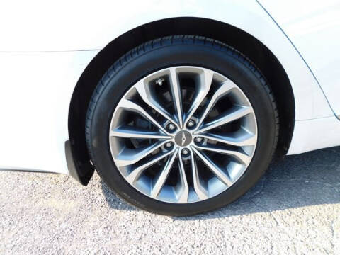 2016 Hyundai Genesis