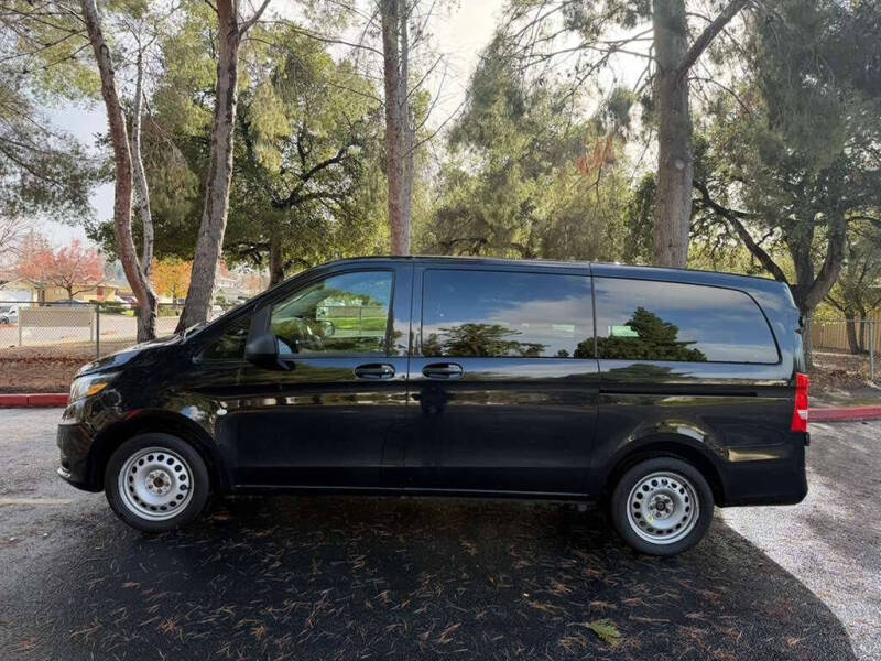 2017 Mercedes-Benz Metris Passenger