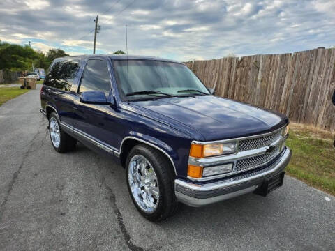 1998 Chevrolet Tahoe for sale at Haggle Me Classics in Hobart IN