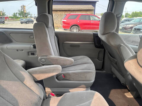 2008 Hyundai Entourage GLS