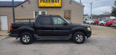 2005 Ford Explorer Sport Trac for sale at Parkway Motors in Springfield IL