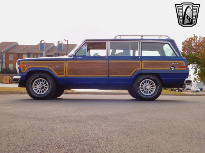 1989 Jeep Grand Wagoneer