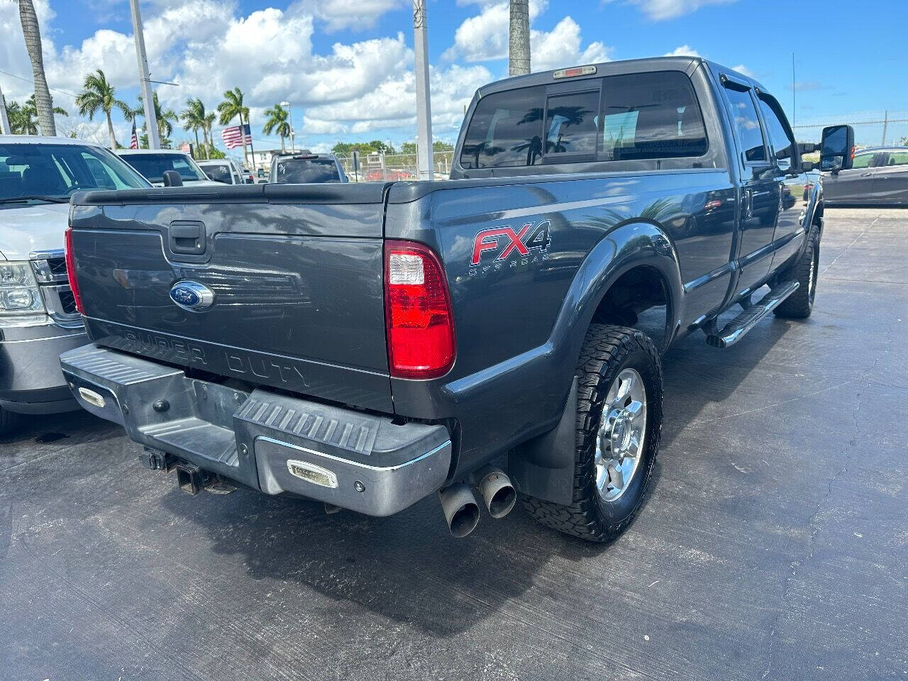 2015 FORD F-350 Pickup - $28,900