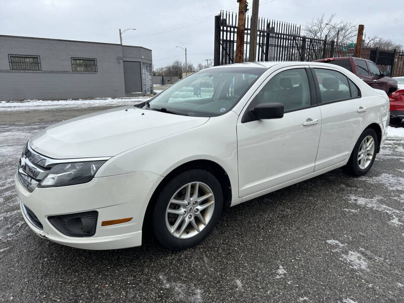 2012 Ford Fusion S's photo