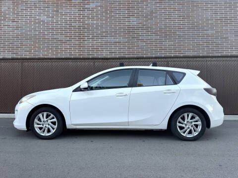 2012 Mazda MAZDA3 i Touring