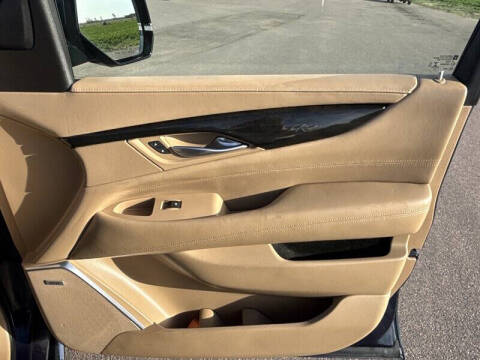 2018 Cadillac Escalade ESV Platinum