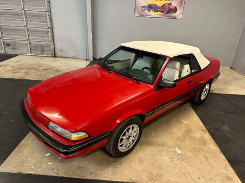 1991 Pontiac Sunbird LE