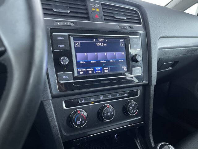 2020 Volkswagen Golf TSI