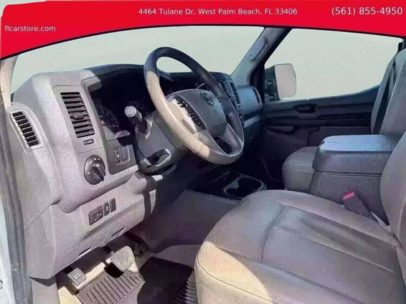 2017 Nissan NV 3500 HD SL