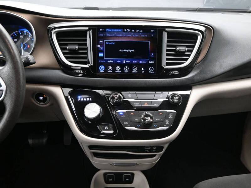 2017 Chrysler Pacifica