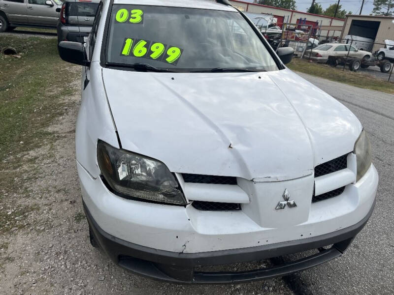 2003 Mitsubishi Outlander for sale at SCOTT HARRISON MOTOR CO in Houston TX