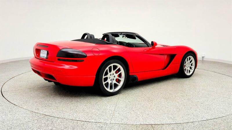 2004 Dodge Viper SRT-10