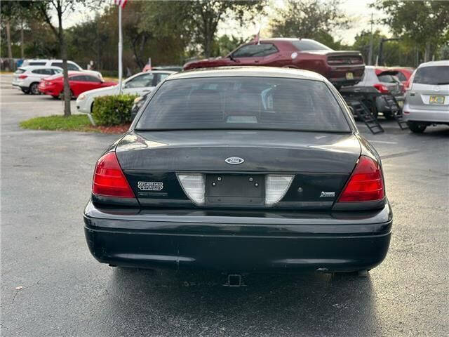2011 Ford Crown Victoria