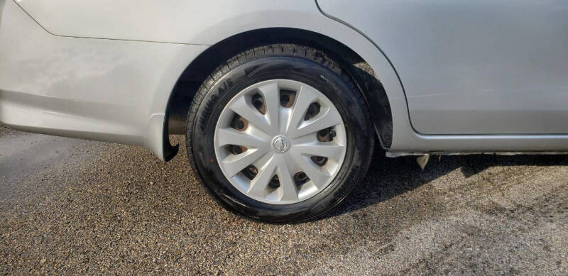 2015 Nissan Versa 1.6 SV