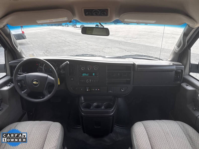 2022 Chevrolet Express LS 3500