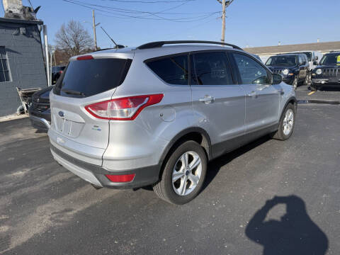 2016 Ford Escape SE