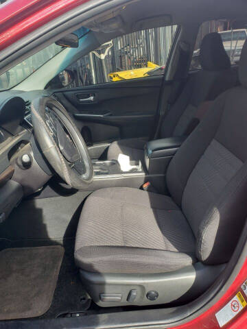 2017 Toyota Camry LE