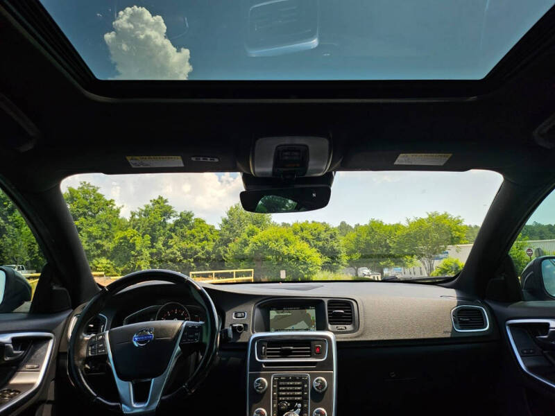 2015 Volvo S60 T6 Drive-E Platinum