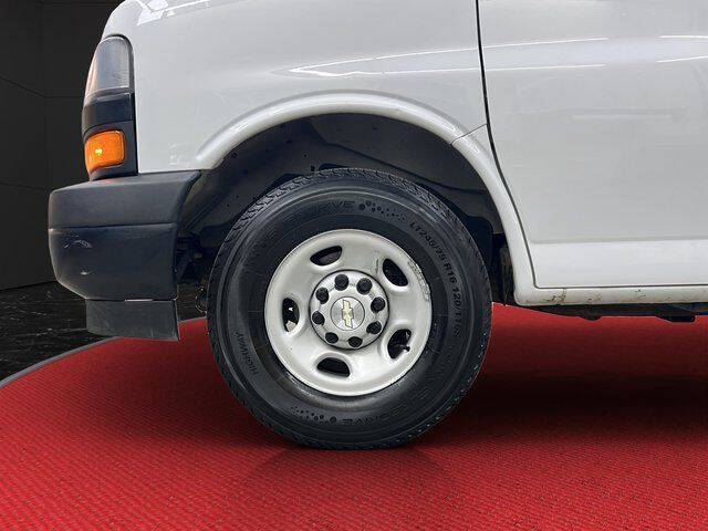 2021 Chevrolet Express 2500