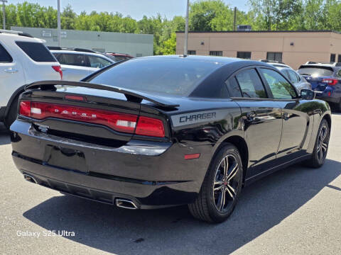 2014 Dodge Charger SXT Plus