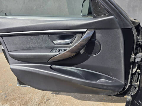 2018 BMW 3 Series 320i