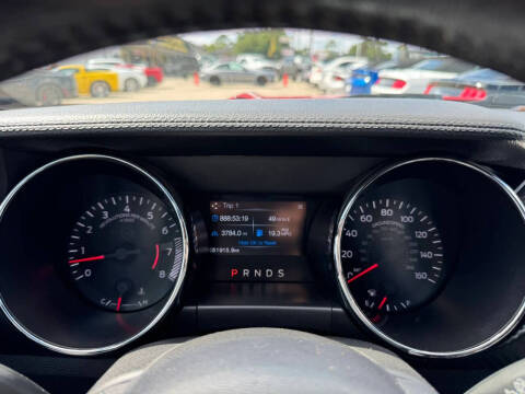2015 Ford Mustang V6