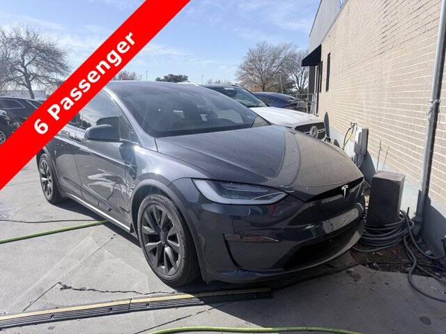 2023 Tesla Model X Long Range's photo